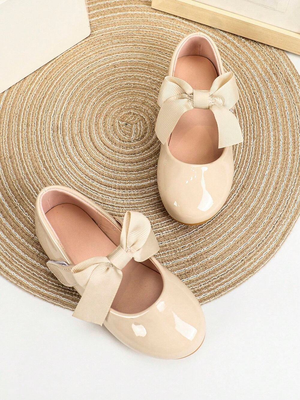 Bow Flat Shoes